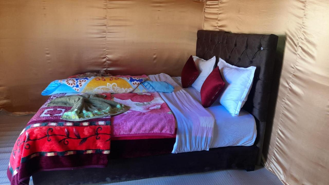 Luxury Trek Desert Camp メルズーガ エクステリア 写真