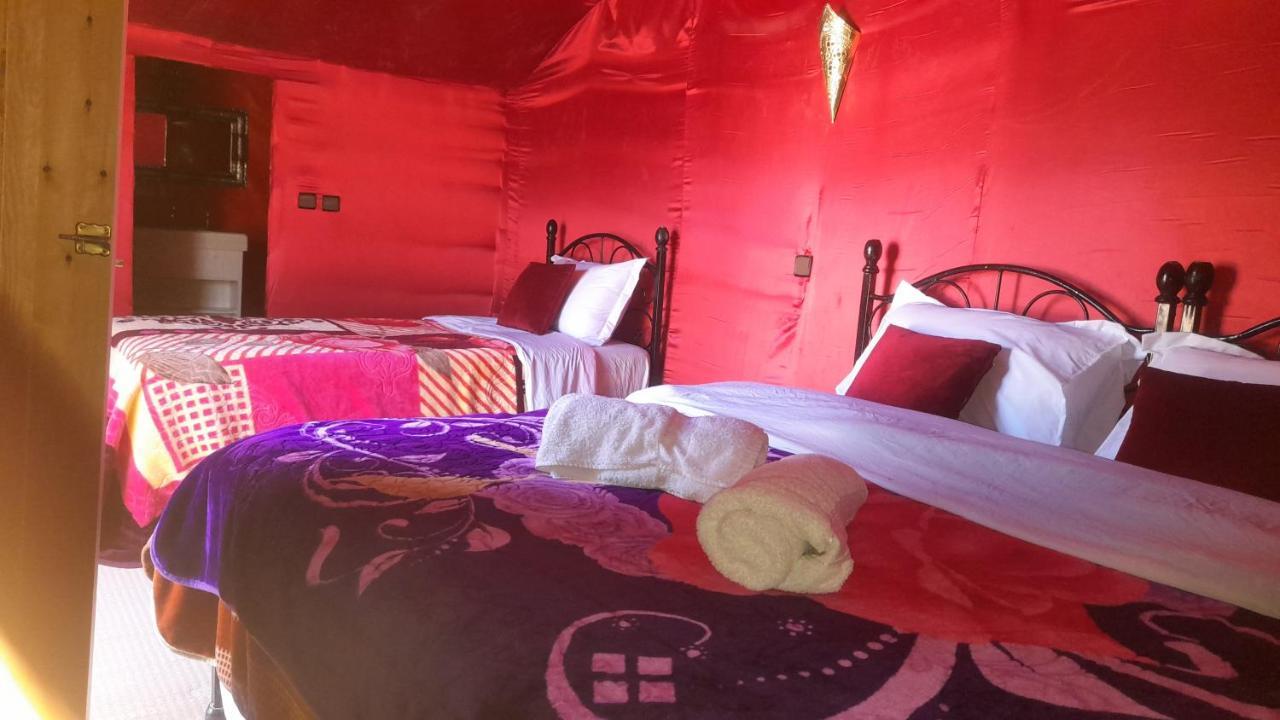 Luxury Trek Desert Camp メルズーガ エクステリア 写真
