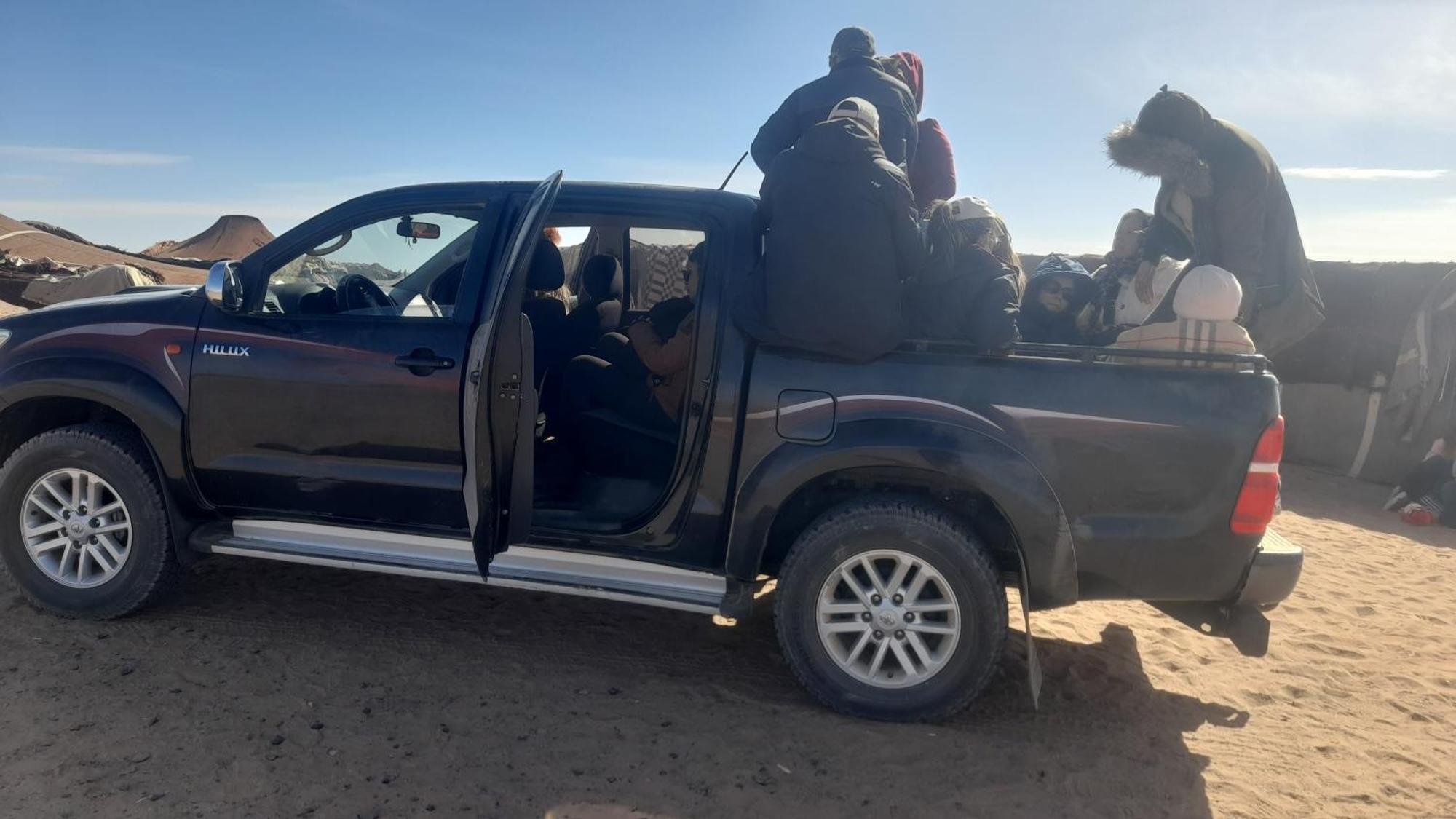 Luxury Trek Desert Camp メルズーガ エクステリア 写真