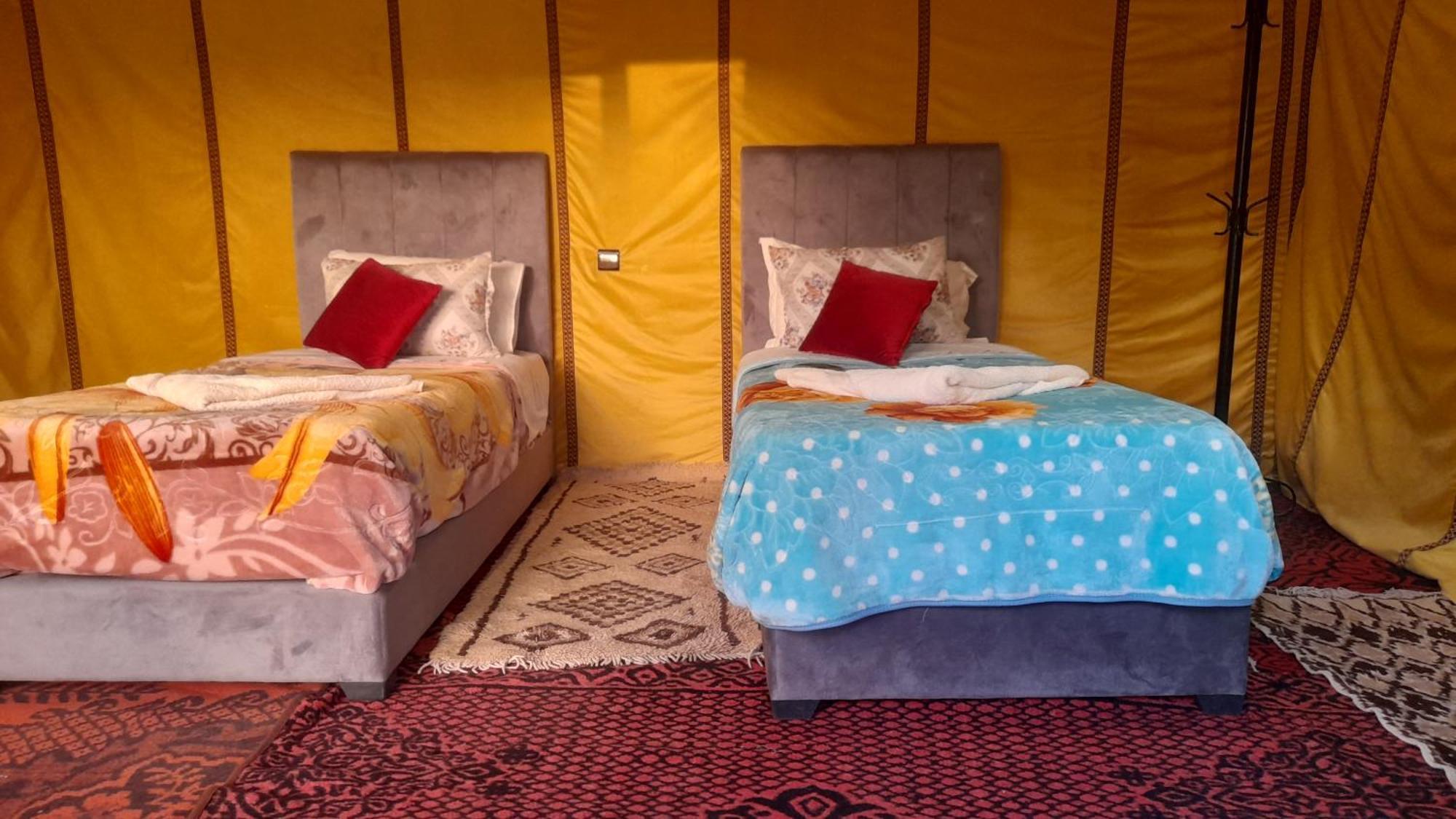 Luxury Trek Desert Camp メルズーガ エクステリア 写真