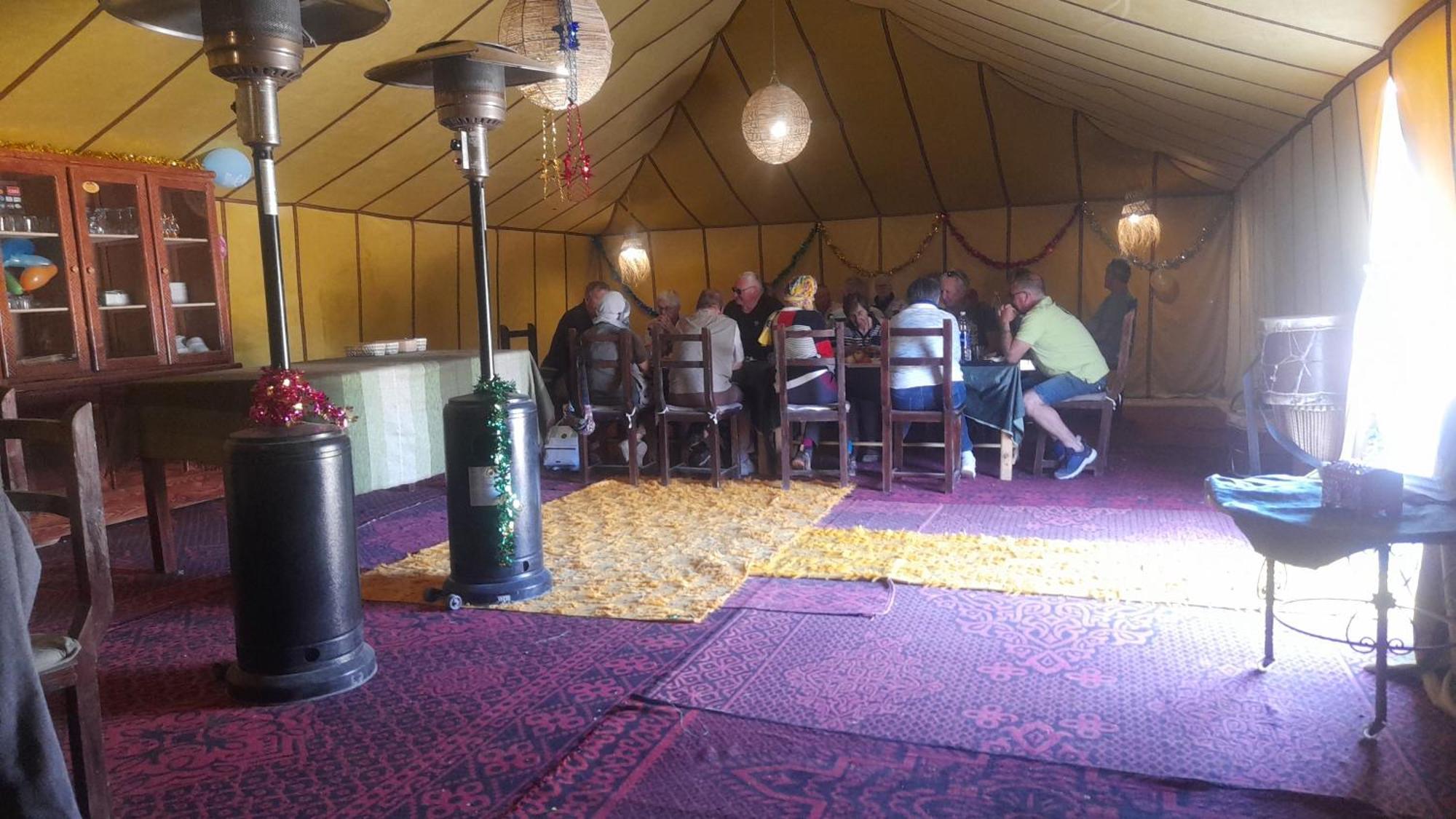 Luxury Trek Desert Camp メルズーガ エクステリア 写真