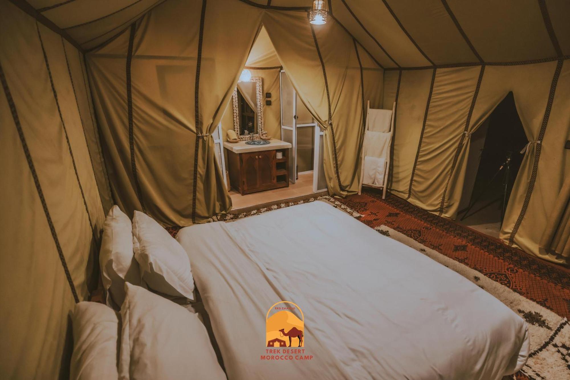 Luxury Trek Desert Camp メルズーガ エクステリア 写真