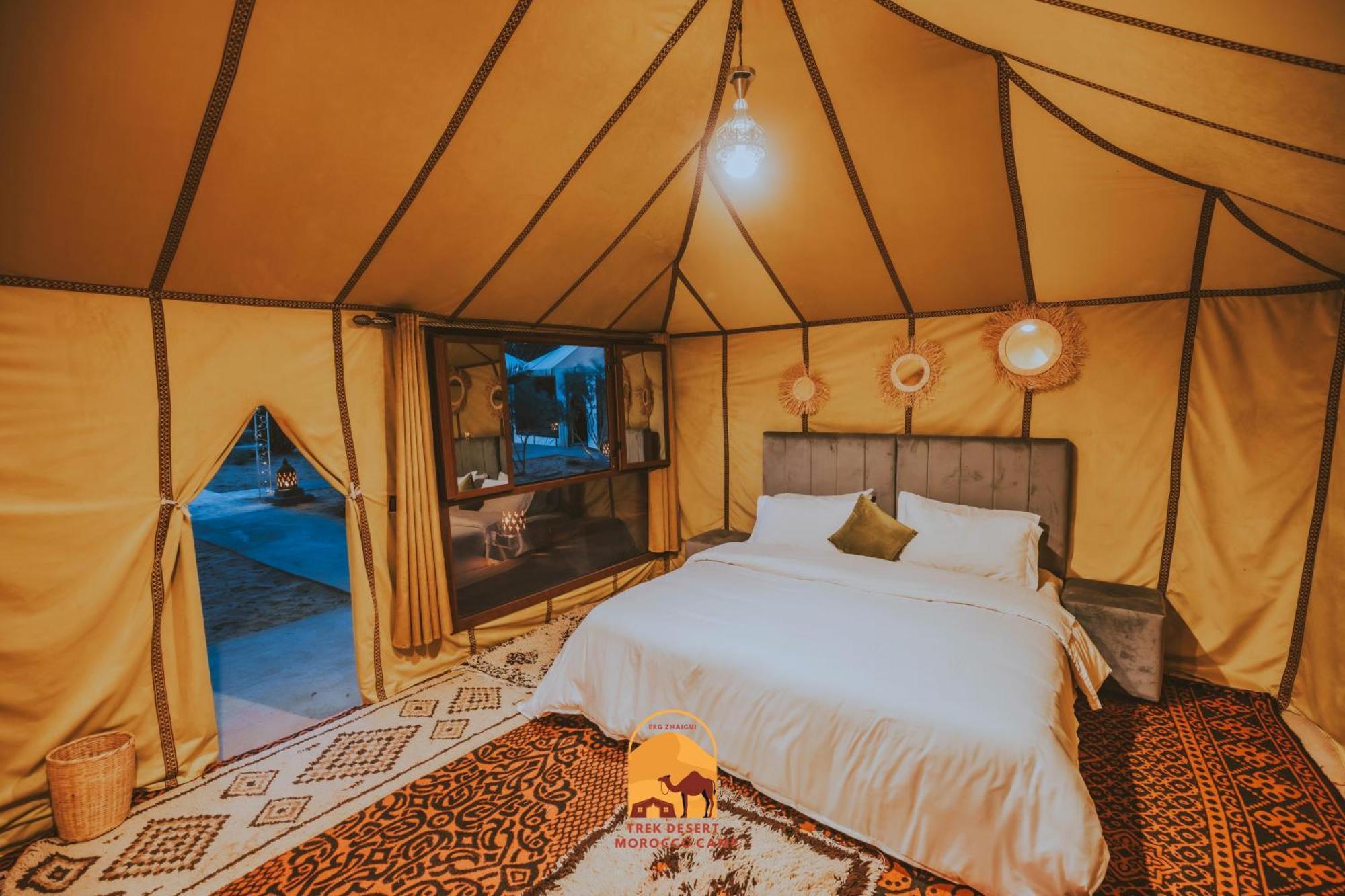 Luxury Trek Desert Camp メルズーガ エクステリア 写真