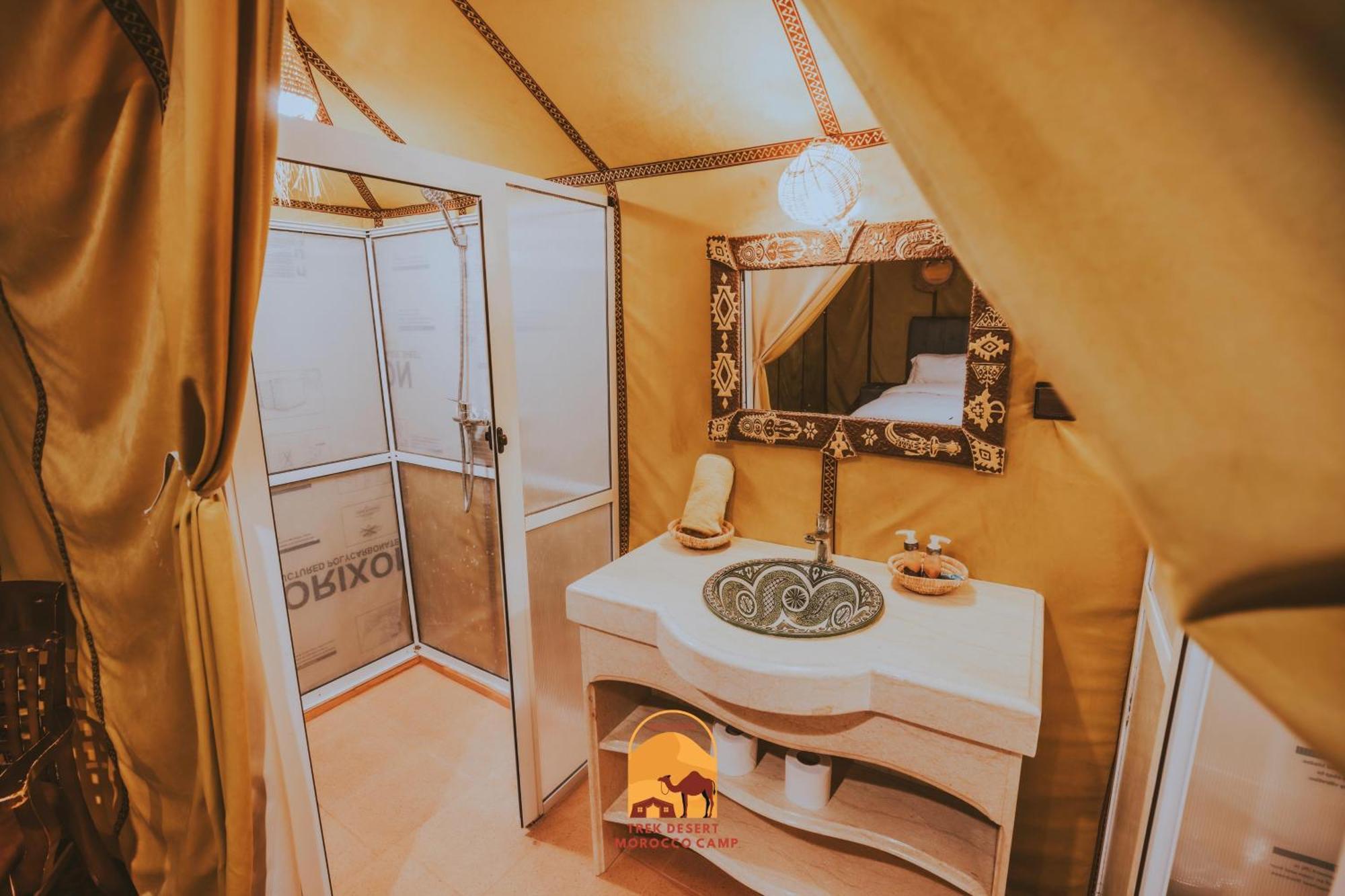 Luxury Trek Desert Camp メルズーガ エクステリア 写真