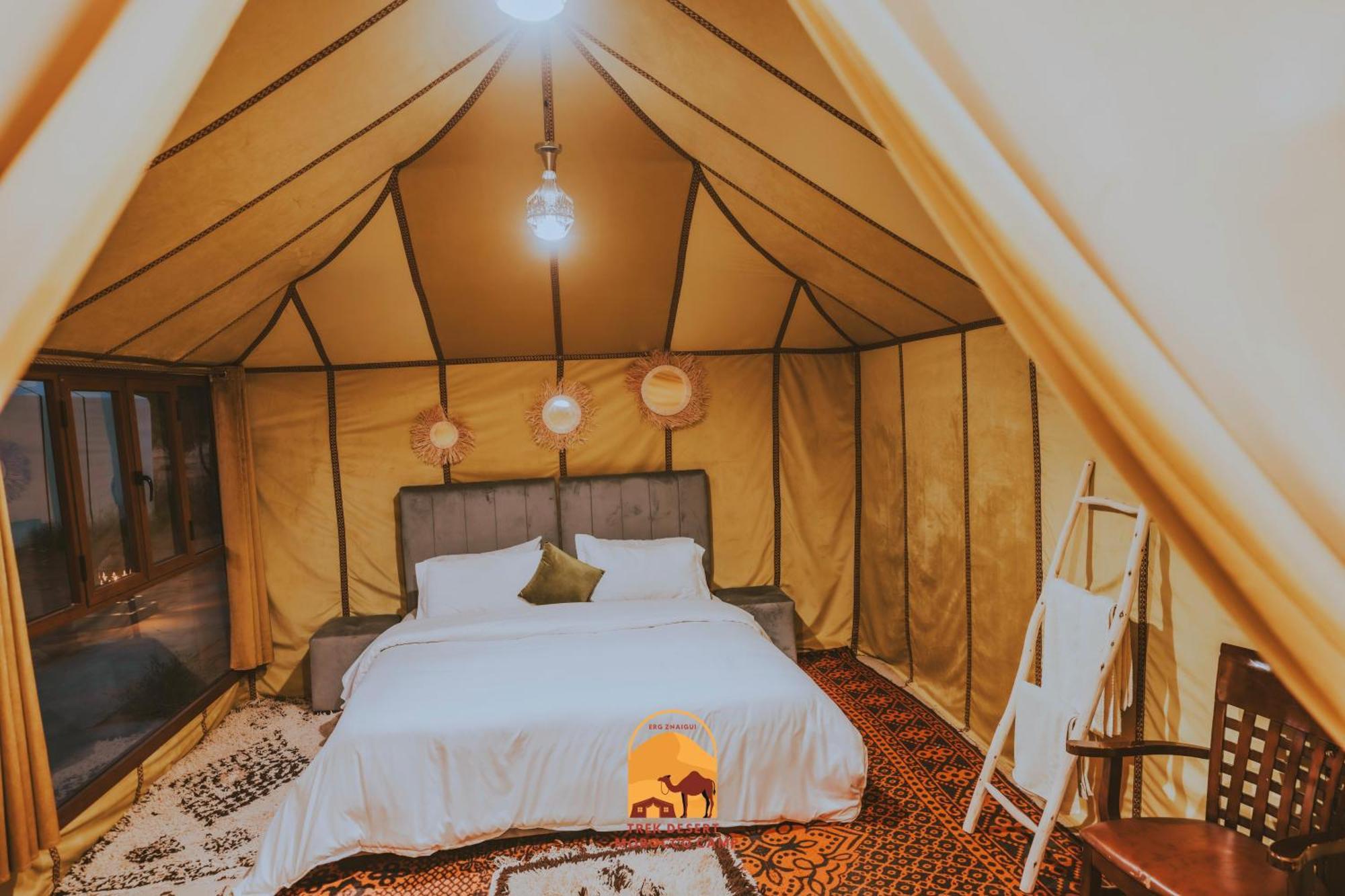 Luxury Trek Desert Camp メルズーガ エクステリア 写真